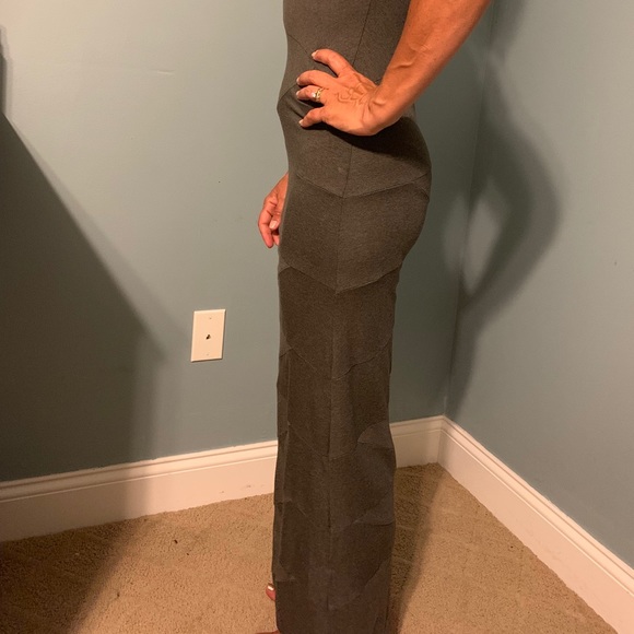 Nicole Miller. Artelier - Picture 2 of 3